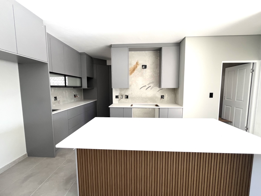 4 Bedroom Property for Sale in Sandown Western Cape